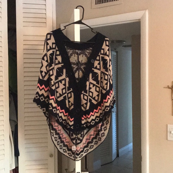 Sweater - Picture 1 of 1